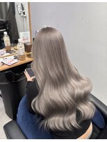 アルビス(ALBIS) 透明感あるグレージュカラー