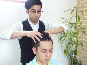 ゼロ ヘアー(ZERO HAIR)の写真/シャンプーだけでは落としきれない頭皮の汚れを清潔に保ち、スッキリ整える☆抜け毛対策にもおすすめです！