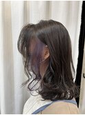パープル×シルバーブラックの艶感たっぷりレイヤースタイル