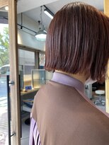 リノショアーズ 日本大通り店(RINOSHORES)&nbsp;大人可愛いぷつっと外ハネ切りっぱなしボブピンクブラウン