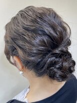 およばれヘア　アレンジ　結婚式　シニオン