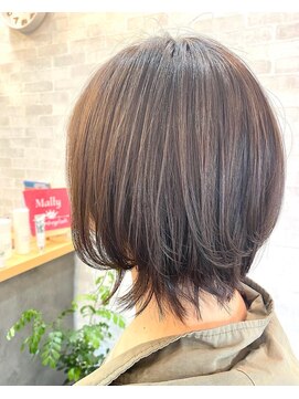 マリー(Mally) ☆20代30代40代大人可愛い外ハネボブ☆
