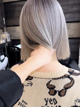 グロウ 上野御徒町(grow) アイロンなし/ブローなし/質感キープブリーチ/pixyyyyyy297