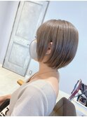 グレージュショートボブ
