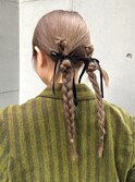 リボンアレンジ　三つ編みツインアレンジ　お呼ばれへア