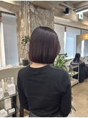 ワインレッド×丸みボブ