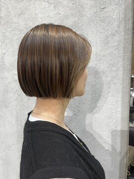 切りっぱなしボブ