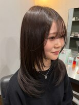 マーシュ(marshu) ミディアムレイヤーカット【AKI】