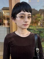 トゥナ(Tuna)&nbsp;黒髪ベリーショート