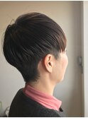 刈り上げマッシュショートスタイル