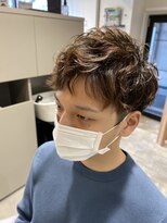 リンカラン トロワ(LINGKARAN Trois)&nbsp;スパイラルパーマショートレイヤー2ブロ刈り上げ