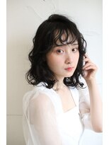 スクリバイタヒエ(SUKURI by tahie)&nbsp;【SUKURI by tahie Style】黒髪パーマ