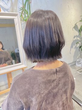 コンビネーション(combination) グレージュカラー 切りっぱなし ミニボブ 韓国ヘア 美髪 透明感