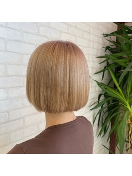 ビス ヘア アンド ビューティー 西新井店(Vis Hair＆Beauty) 30代40代ダブルカラーミルクティアッシュデザインカラー透け感