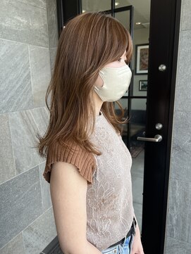 メゾン アヴァロ(Maison Avallo) 韓国風ベージュカラーのロングスタイル