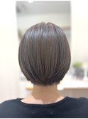 ショートボブ×オリーブアッシュ