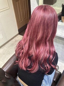 グラッジ 池袋(GLADGE) ピンクカラー