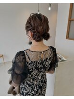 エメ 小山(Aimer) ツイン団子アレンジ/結婚式/お呼ばれヘア