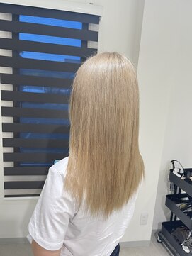 イロアイ(iro I) ミルクティーベージュ、ハリウッドトリートメント