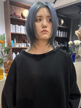 ウィム(wim) 『水色カラー』パールブルー/ウルフレイヤー/フェイスレイヤー