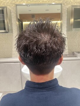 サロンドシロ(salon.de.SHILO) 【麻布十番・六本木】30代/40代/50代/ツイストスパイラルパーマ