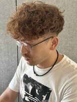 ニアウ 太田店(Niau)&nbsp;スペインカール波巻きスパイラルパーマメンズパーマメンズカラー