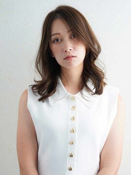 ニーフ 恵比寿(neaf) セミロング　レイヤーカット　ミセス　レイヤー　白髪ぼかし