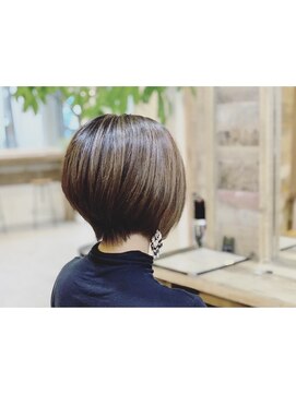 サーティースリー 石川町店(Thirty3) 大人ショート