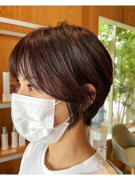 ヘアーエスクールエミュ(hair S. COEUR emu) くびれショート