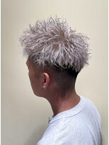 フォーコーナーズカットショップフェイビーズ 名古屋西(FourCornersCutShop favey's)&nbsp;フェード×ホワイトベージュ