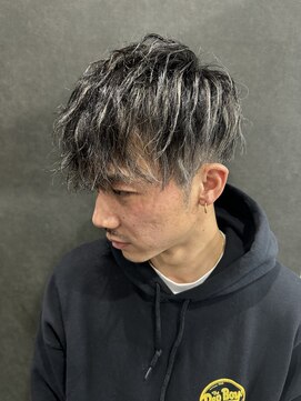 リリー ヘアーアンドビューティー(Lily) ハイライトカラー