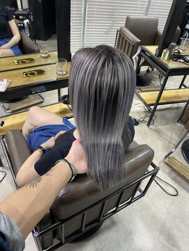 アルカナ 明治神宮前原宿(ARCANA) 外国人風バレイヤージュ　ハイライトカラー　アッシュベージュ