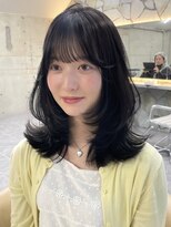 サイン 渋谷(SIGN) ザクザクレイヤーカット巻き方簡単ミディアムロング韓国渋谷