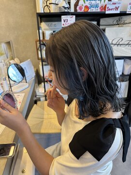 アチーブリス(achieve Liss) 透明感カラーアッシュブラウン透明感立体感30代40代美シルエット