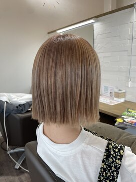 ルシール バイ アリア(Lucir by aria) ミルクティーベージュ