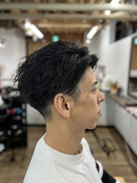 エストレヤ(ESTRELLA) 2ブロ&スパイラルパーマ