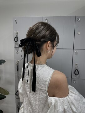 ウミ(Umi) 【なぎさ/戸塚】大人ヘアアレンジ