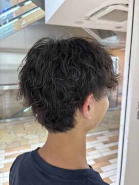 ケンジ 平塚 アネッタ(KENJE annetta) マッシュウルフ　なみまきパーマ