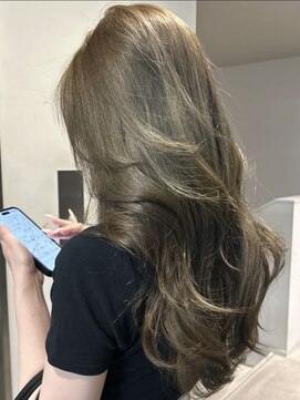 アイシー 表参道(ICY) ブリーチハイトーンカラー大人かわいいワンホンオリーブベージュ