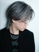 ピア ヤクイン(Pia Yakuin)&nbsp;センターパートウルフ×ローライト