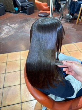 ダアッカ(da acca) 【髪質改善、ナチュラルブラウン】河原町/三条/縮毛矯正/艶髪