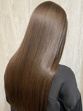 《ケアカラー＆髪質改善トリートメント》でダメージに負けない髪にダブルカラー/レイヤーカット/髪質改善