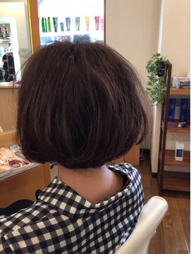 ルポゼヘアー ナチュラルボブ