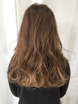 アービング(a'bing) 20代人気♪大人可愛いブリーチなしのグラデーションカラー♪