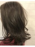 黒髪からのアッシュグレージュ