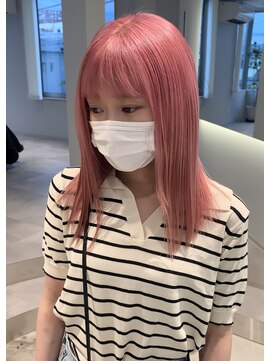 ケリーアン 太田(kelly.un) ぷつっとミデイ　透明感ピンクカラ