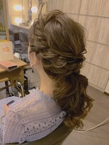 着付けヘアセット専門店 ウィズ(With)&nbsp;ねじりポニー♪