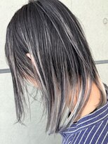 ソレア(solea) 逆シャドールーツでヘアに立体感を