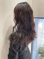 ウクラ バイ レシッド 池袋(uchla by rcid) コテ巻き風大人ガーリー小顔ゆるふわウェーブパーマエアウェーブ