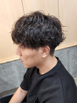 ニアウ 伊勢崎連取店(Niau) 刈り上げショートマッシュ波巻きツイストスパイラルパーマ